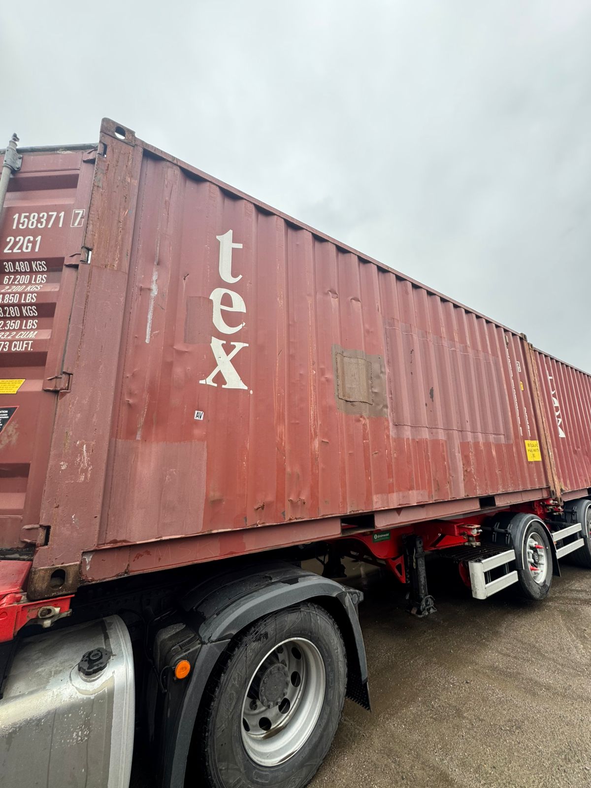 Морской контейнер TGHU1583717